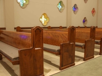 The History, Design, and Significance of Catholic Pews image