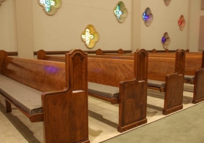 The History, Design, and Significance of Catholic Pews blog image