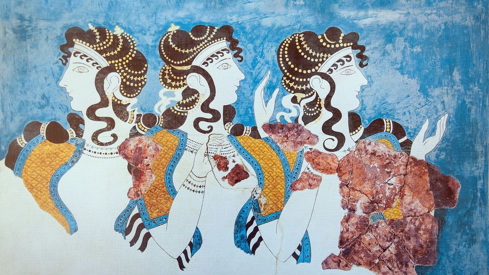 The Minoans: A Civilization Ahead of Their Time hero image